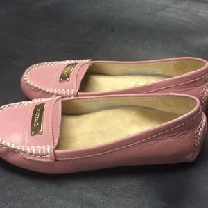Vionic Sydney size 8 shoes